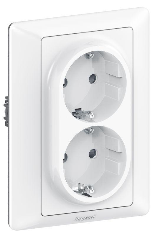 Панель лицевая Valena Life для 2-м розетки 2х2К+З бел. Leg 754950