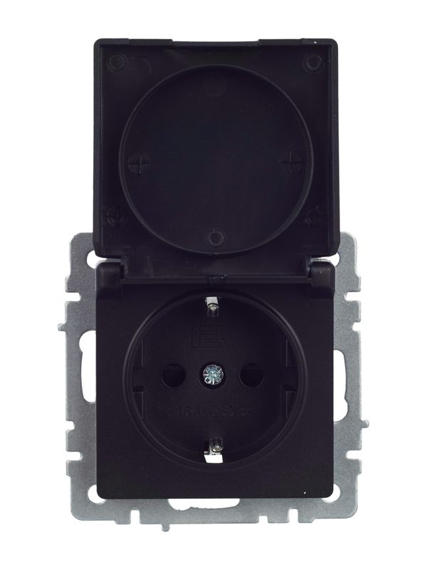 Розетка BRITE РСбш10-3-44-БрЧ 16А IP44 с заземл. защ. шторки с крышкой механизм черн. IEK BR-R16-16-44-K02