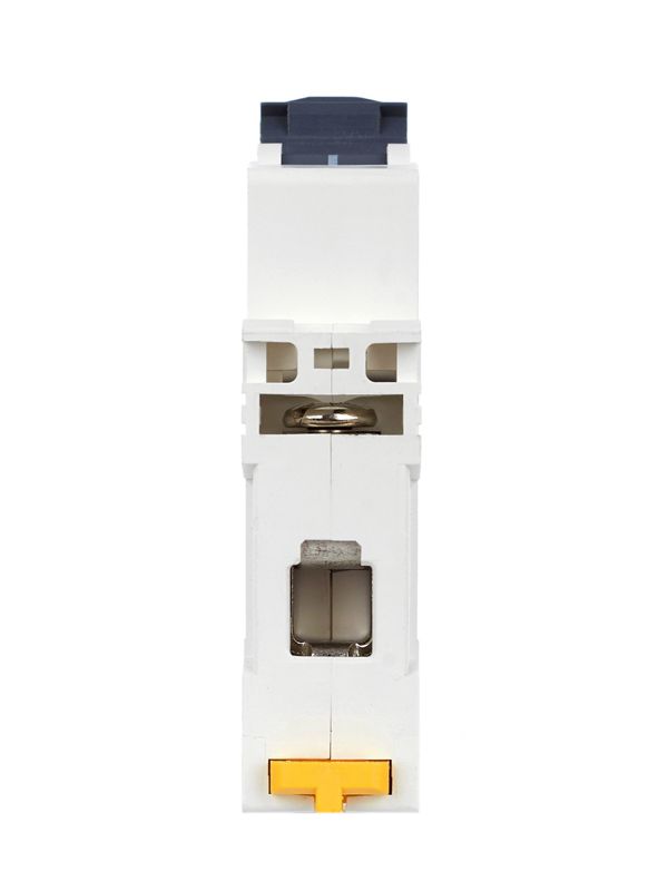 Выключатель автоматический модульный 1п C 63А M06N ARMAT IEK AR-M06N-1-C063