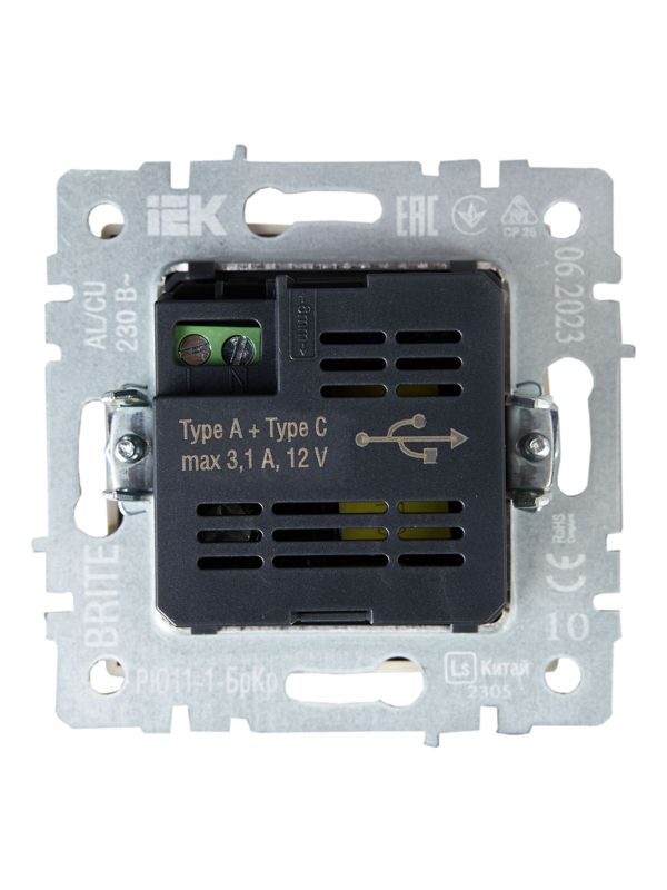Розетка BRITE USB A+C 18Вт РЮ11-1-БрКр механизм беж. IEK BR-U22-018-K10