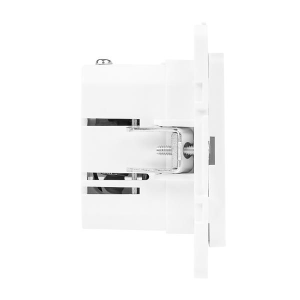 Розетка USB 2-м Стокгольм 2.1А механизм бел. PROxima EKF EYR16-028-10-2USB