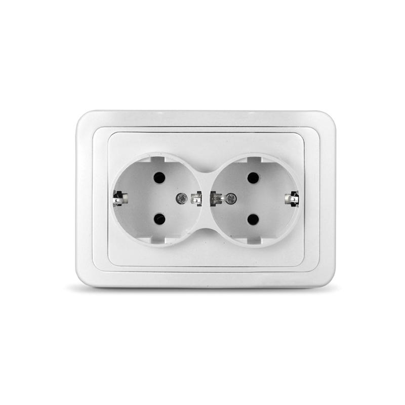 Розетка 2-м СП Валери 16А IP20 с заземл. бел. UNIVersal В0128