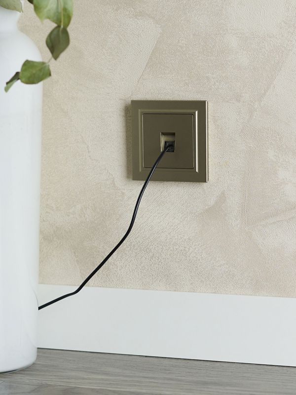 Рамка 1-м IP44 BRITE РУ-1-БрШ-44 шампань IEK BR-M12-44-K37