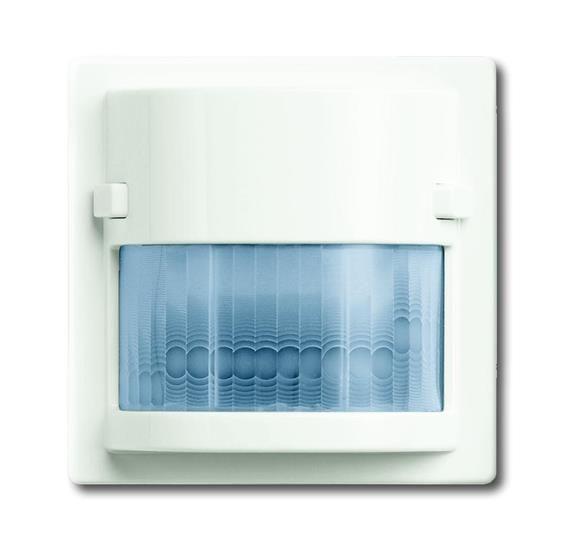 Датчик движения 6122/02-884-500 мультилинза 180град. бел. бархат ABB 2CKA006132A0292