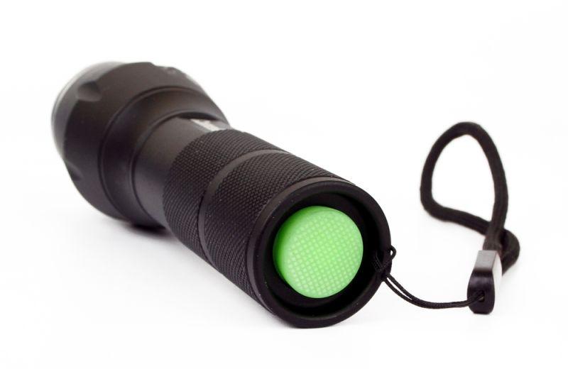 Фонарь LED5136 XML-T6 ZOOM 3 режима 3хLR03 (в компл.) алюм. черн. (открывающ. блист.) Camelion 12971