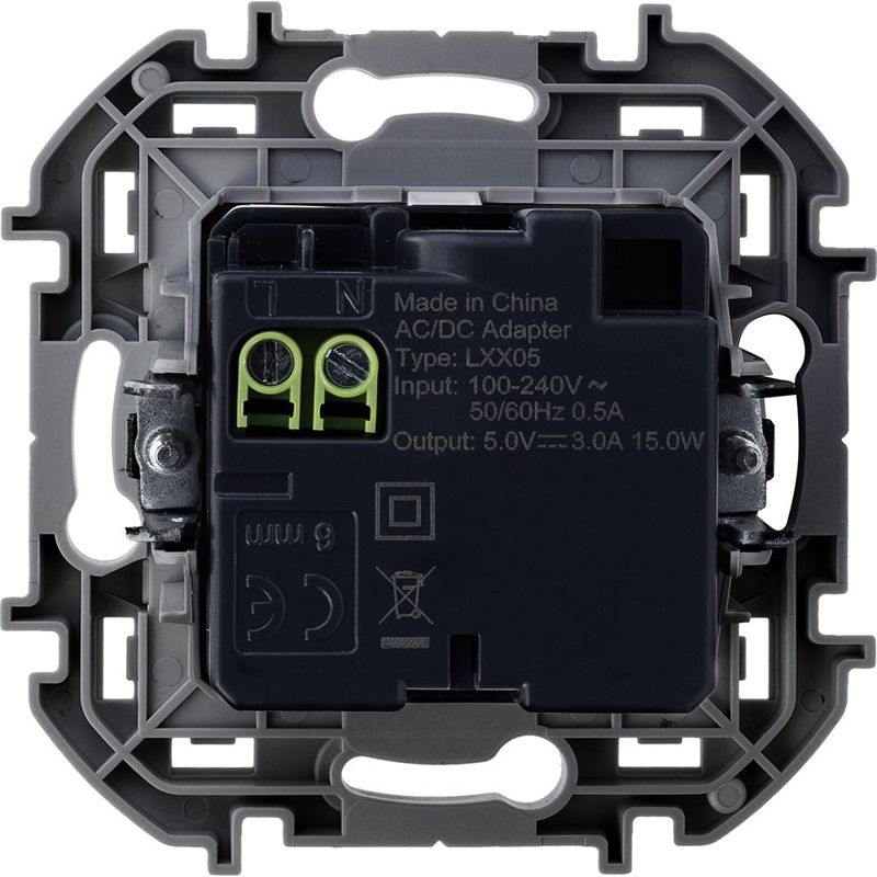 Устройство зарядное Inspiria с 2-мя USB разьемами A и C 240В/5В 3000мА бел. IEK 673760