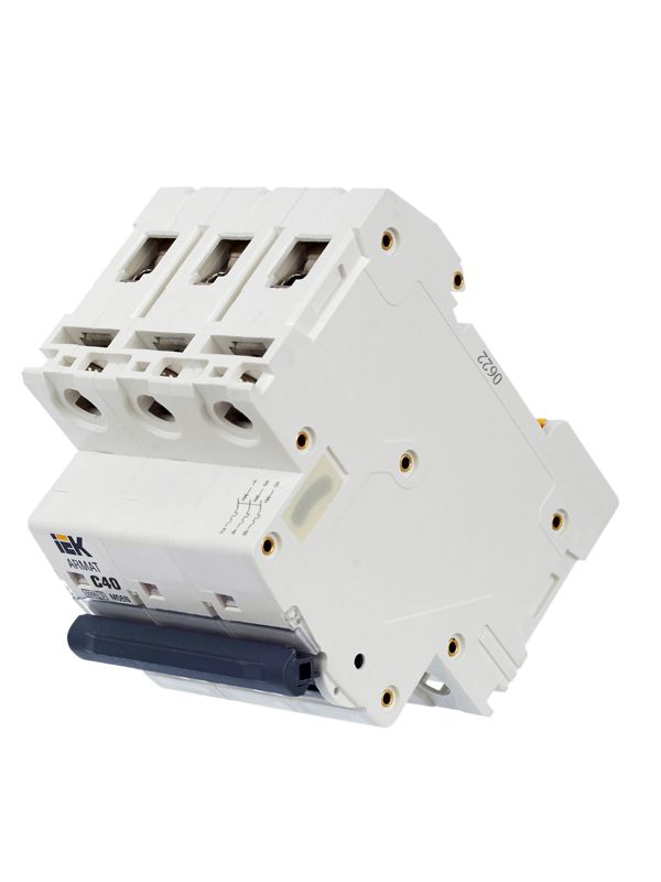 Выключатель автоматический модульный 3п C 40А M06N ARMAT IEK AR-M06N-3-C040