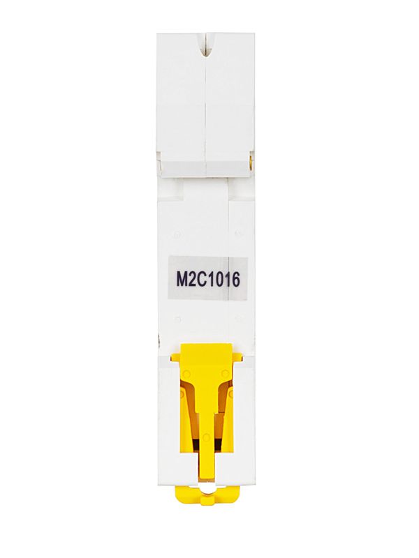 Выключатель автоматический модульный 1п C 10А M06N ARMAT IEK AR-M06N-1-C010