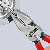 Плоскогубцы комбинированные особой мощности L-225мм черн. Knipex KN-0202225SB Плоскогубцы комбинированные особой мощности L-225мм черн. Knipex KN-0202225SB