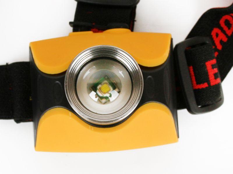 Фонарь аккумуляторный налобный E157 CREE 3Вт фокус 2 режима 220В пластик. желт. (бокс) Ultraflash 12351