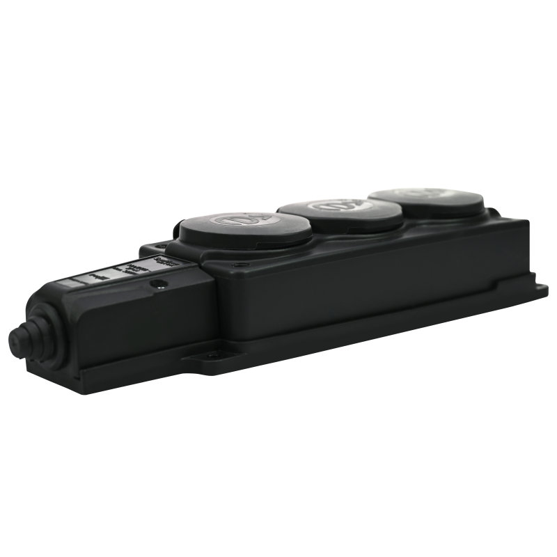 Колодка удлинителя 3-м MultiSet 16А 250В IP44 с заземл. каучук черн. SE MST4103BK