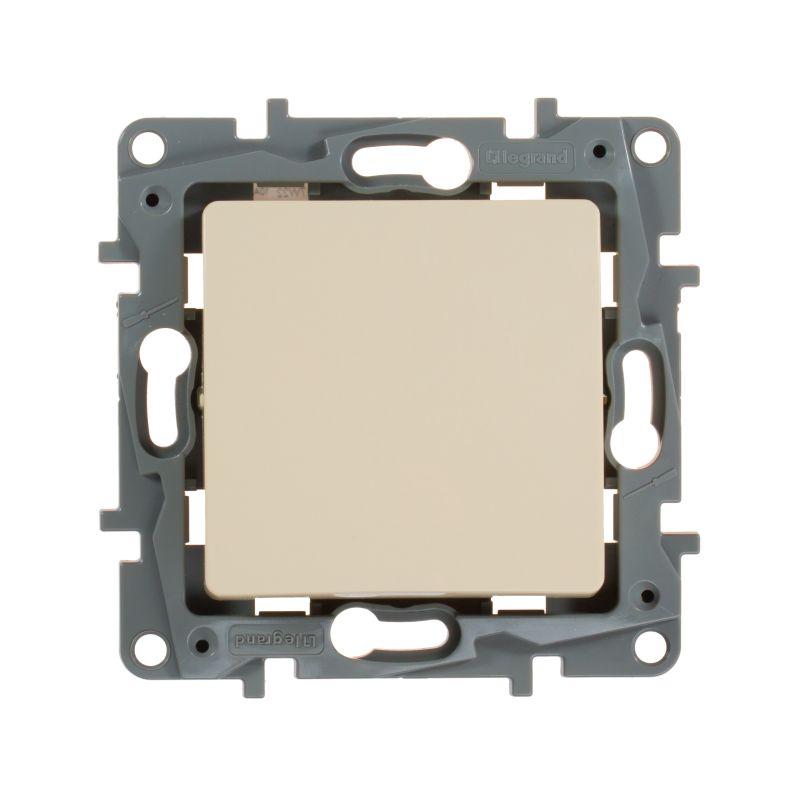 Выключатель 1-кл. СП Etika 10А IP20 250В 10AX безвинтов. зажимы механизм сл. кость IEK 672301