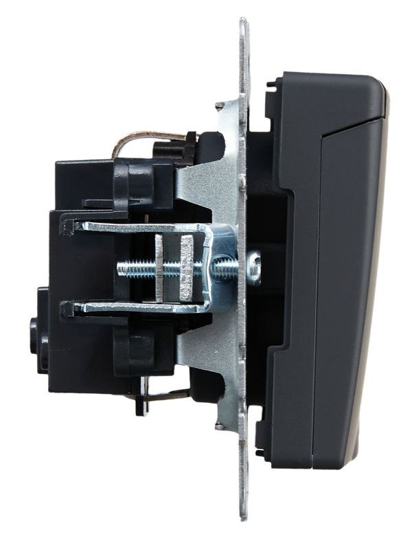 Розетка BRITE РСбш10-3-БрГ 16А IP20 с заземл. защ. шторки с крышкой механизм графит IEK BR-R16-16-K53