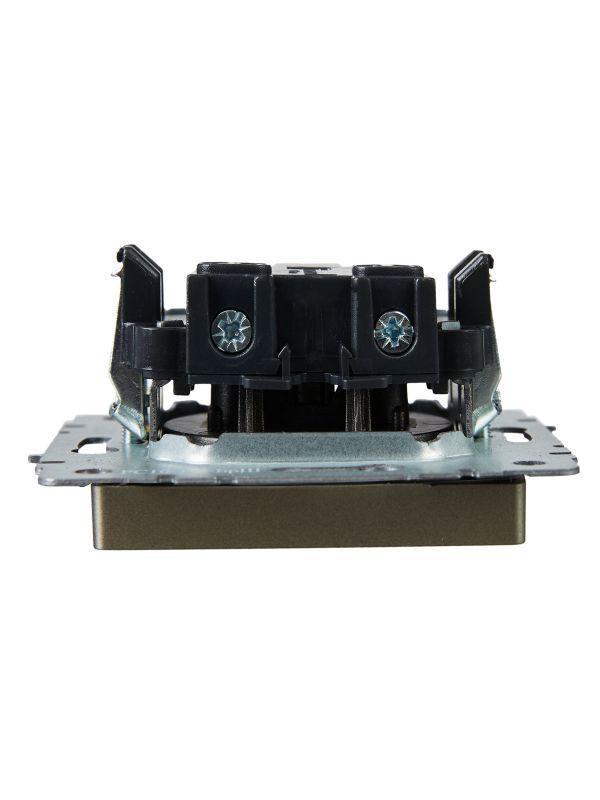 Розетка BRITE РС10-1-0-БрШ 10А без заземл. без защ. шторок механизм шампань IEK BR-R10-10-K37