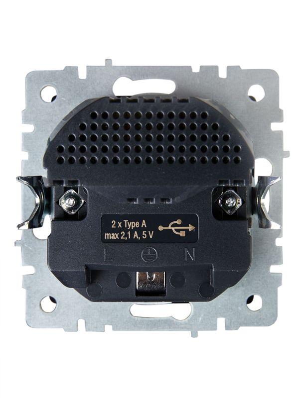 Розетка BRITE РЮш10-1-БрГ 16А с USB A+A 2.1А с заземл. защ. шторки механизм графит IEK BR-R14-16-U21-D21-K53