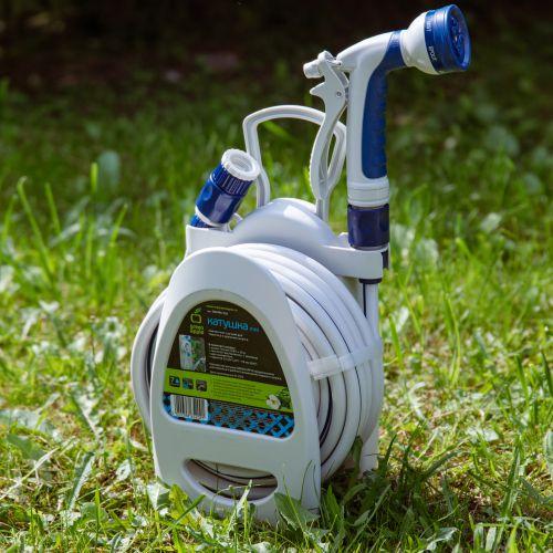 Катушка компактная с ручкой для переноса и хранения шланга + шланг 9.5мм (3/8)х10м с пистолетом-распылителем 7 реж. пластик. коннекторами (1/6) Green Apple Б0003110