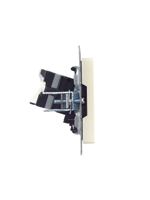 Розетка компьютерная СП RJ45 кат.5E BRITE РК10-БрКр механизм беж. IEK BR-K10-1-K10