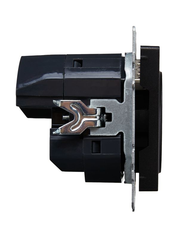 Розетка BRITE РЮш11-1-БрЧ 16А с USB A+C 18Вт с заземл. защ. шторки механизм черн. IEK BR-R14-16-U22-018-K02