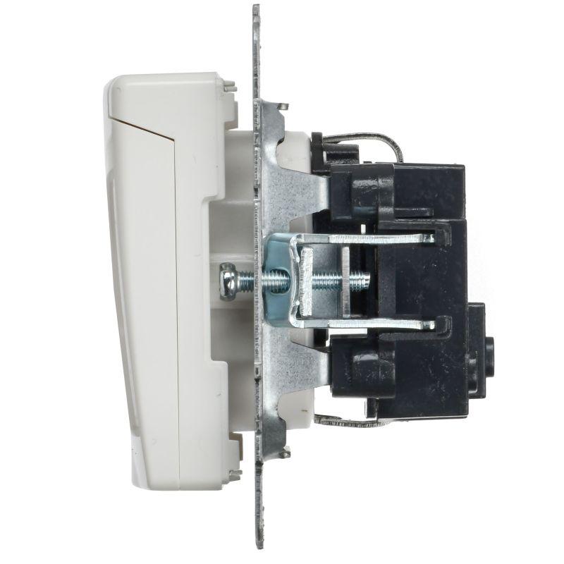 Розетка BRITE РСбш10-3-БрБ 16А IP20 с заземл. защ. шторки с крышкой механизм бел. IEK BR-R16-16-K01