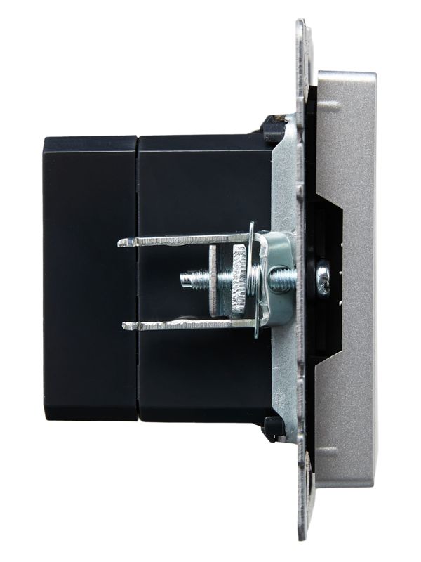 Розетка BRITE USB A+C 18Вт РЮ11-1-БрА механизм алюм. IEK BR-U22-018-K47