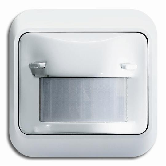 Датчик движения WatchDog 6800-93-104-507 Комфорт сенсор с селективной линзой basic55 шампань ABB 2CKA006800A2637