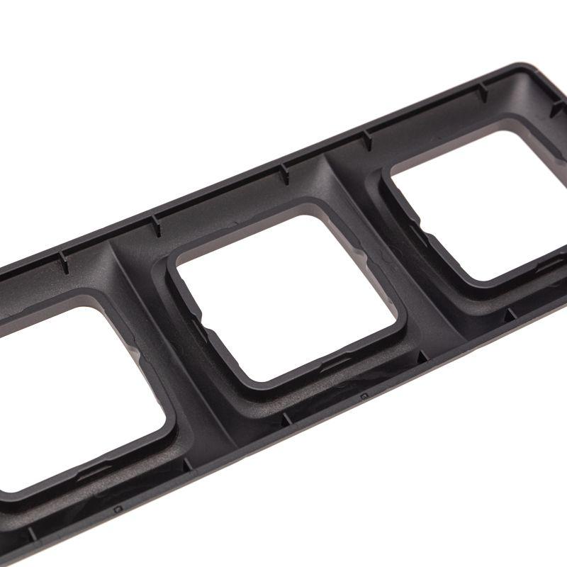 Рамка 4-м DEA горизонт. черн. метал. Kranz KR-78-0348