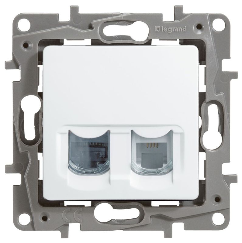 Розетка компьютерная + телефонная 2-м СП Etika RJ45 + RJ11 кат.5E UTP механизм бел. IEK 672252