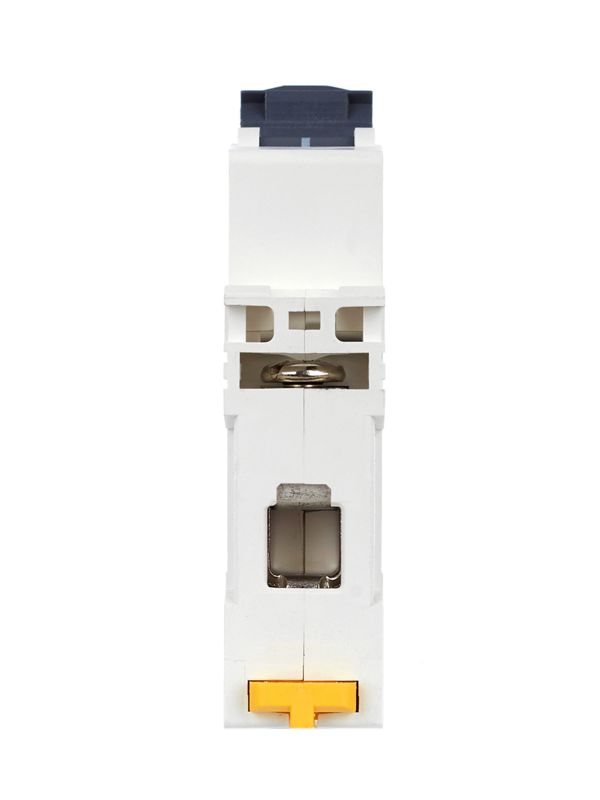 Выключатель автоматический модульный 1п C 6А M06N ARMAT IEK AR-M06N-1-C006