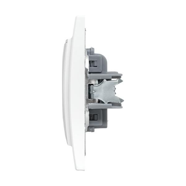 Розетка 1-м СП Минск 10А IP20 без заземл. защ. шторки бел. Basic EKF ERR10-022-100
